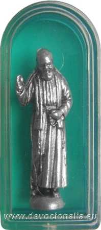 Tokos Pio atya szobrocska